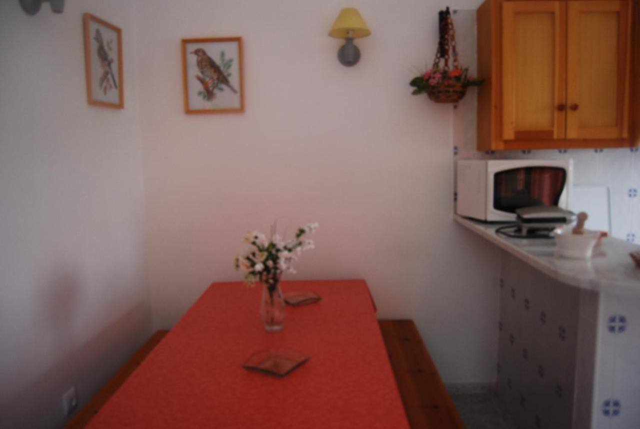 Es Pins Apartment Cala Blanca  Phòng bức ảnh